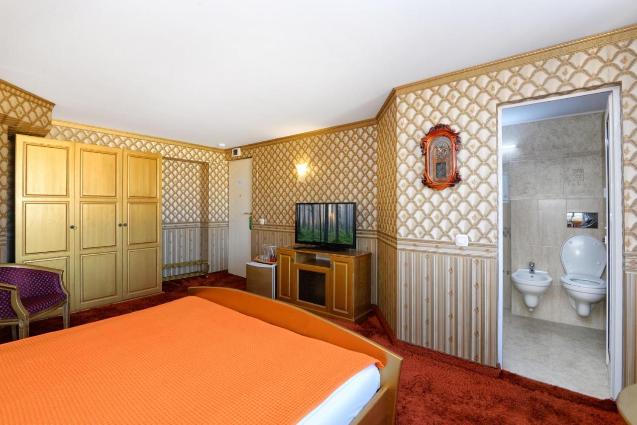 Hotel Sveti Nikola Boyana - Free Parking Sofia Exteriör bild