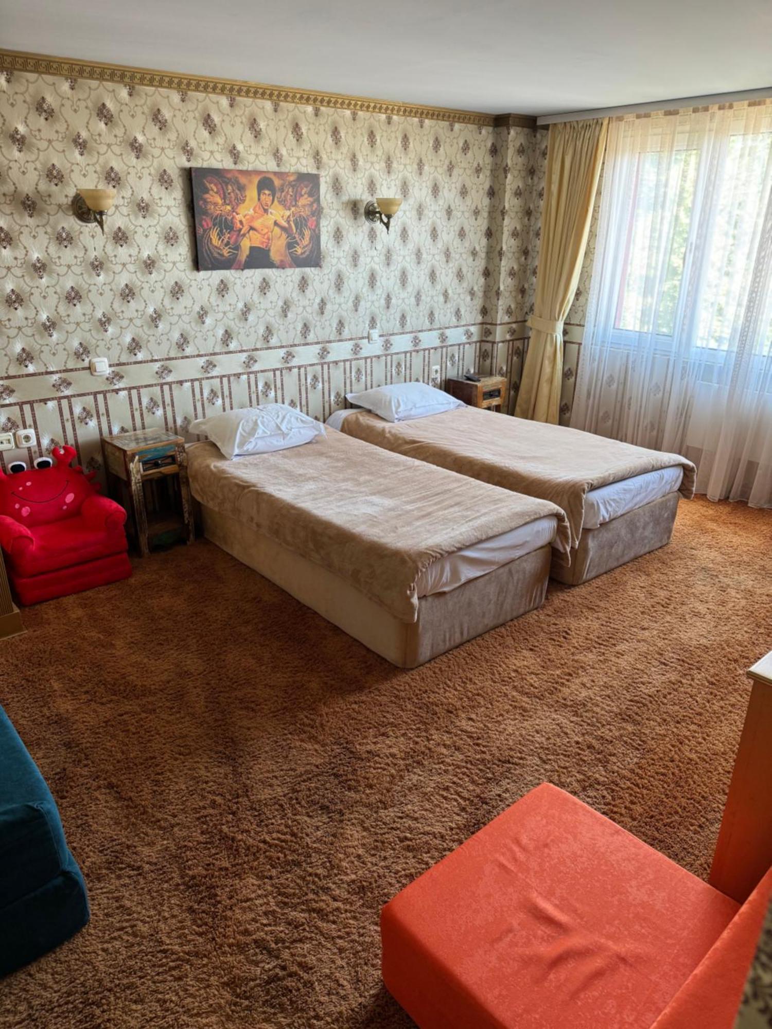 Hotel Sveti Nikola Boyana - Free Parking Sofia Exteriör bild
